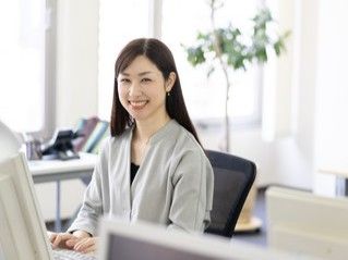 明るい事務さん